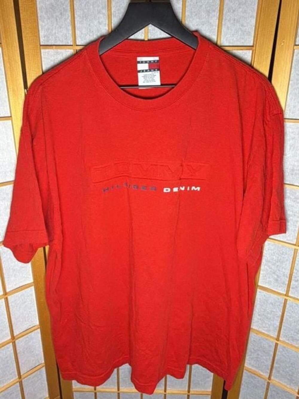 Tommy Hilfiger Jeans Embossed Box Logo T-Shirt Size XL Red Cotton